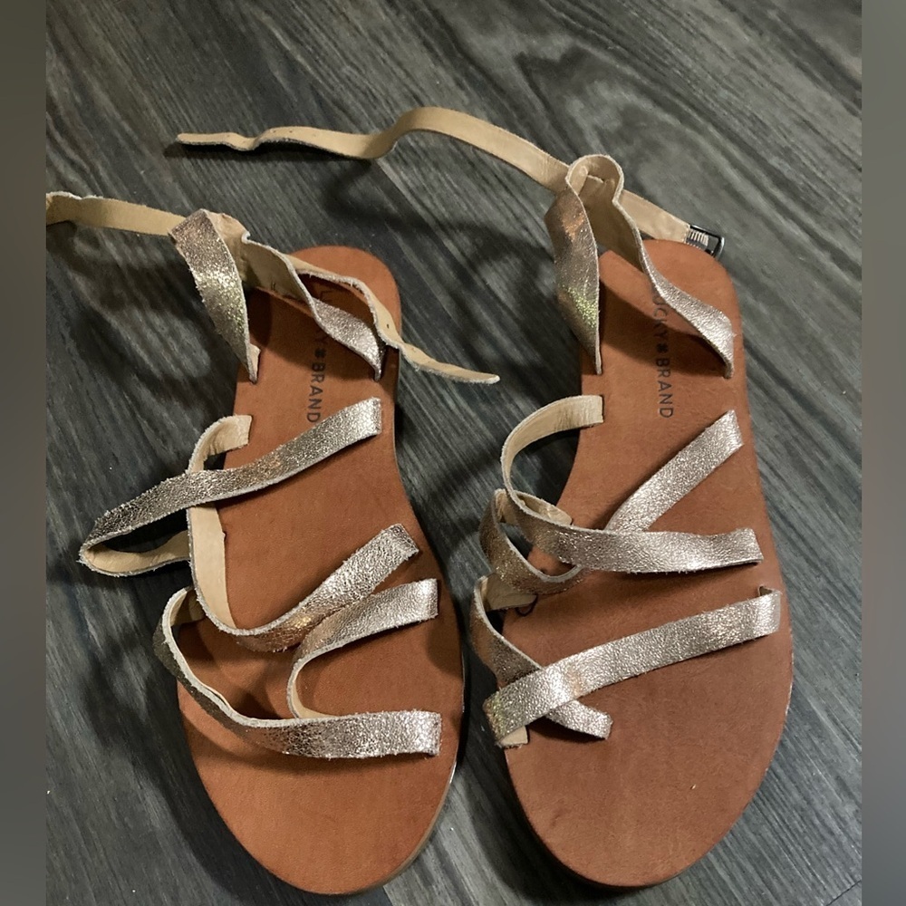 Lucky Brand Women’s Size 7.5 Leather Metallic Strappy  Sandals
